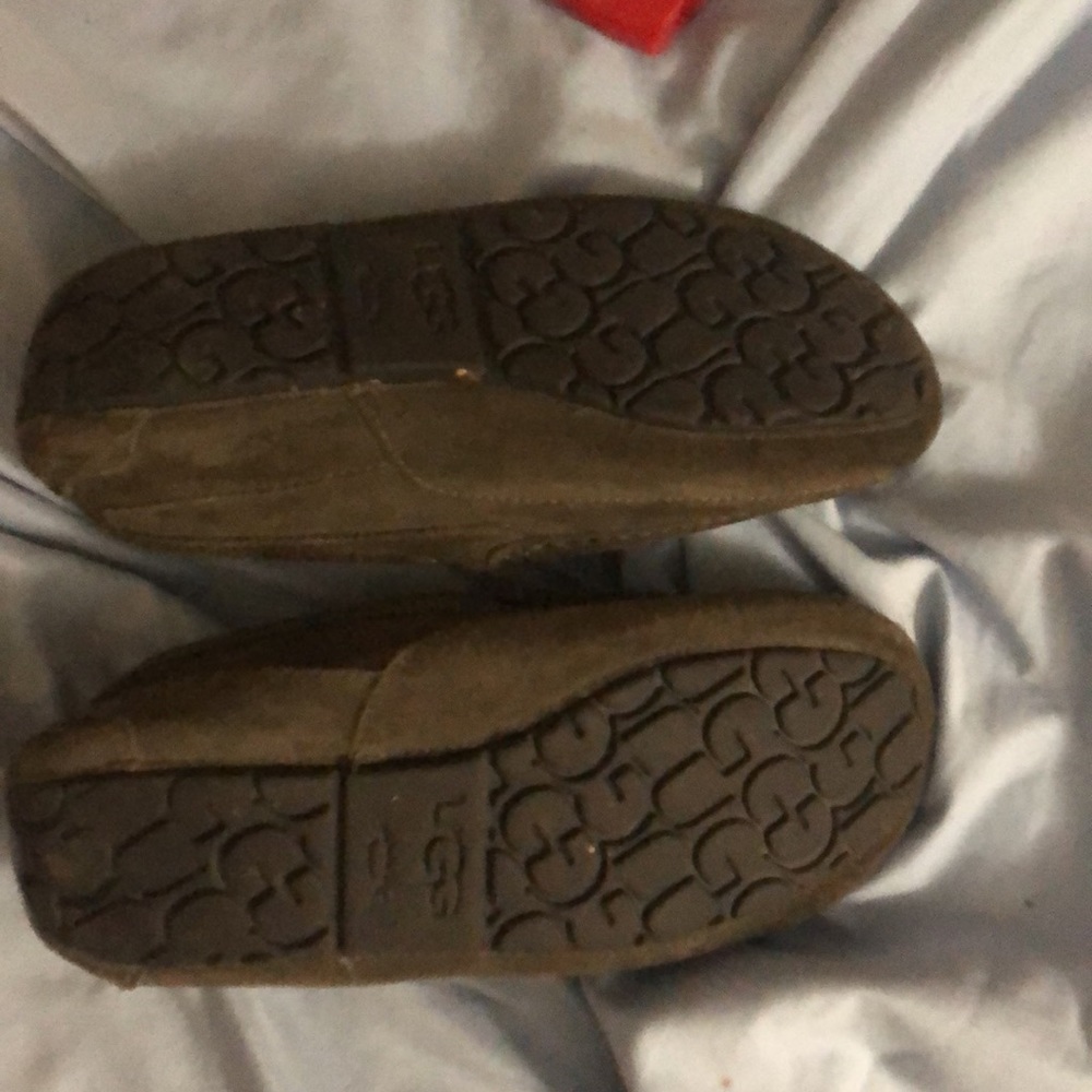 mens uggs - Picture 2 of 5